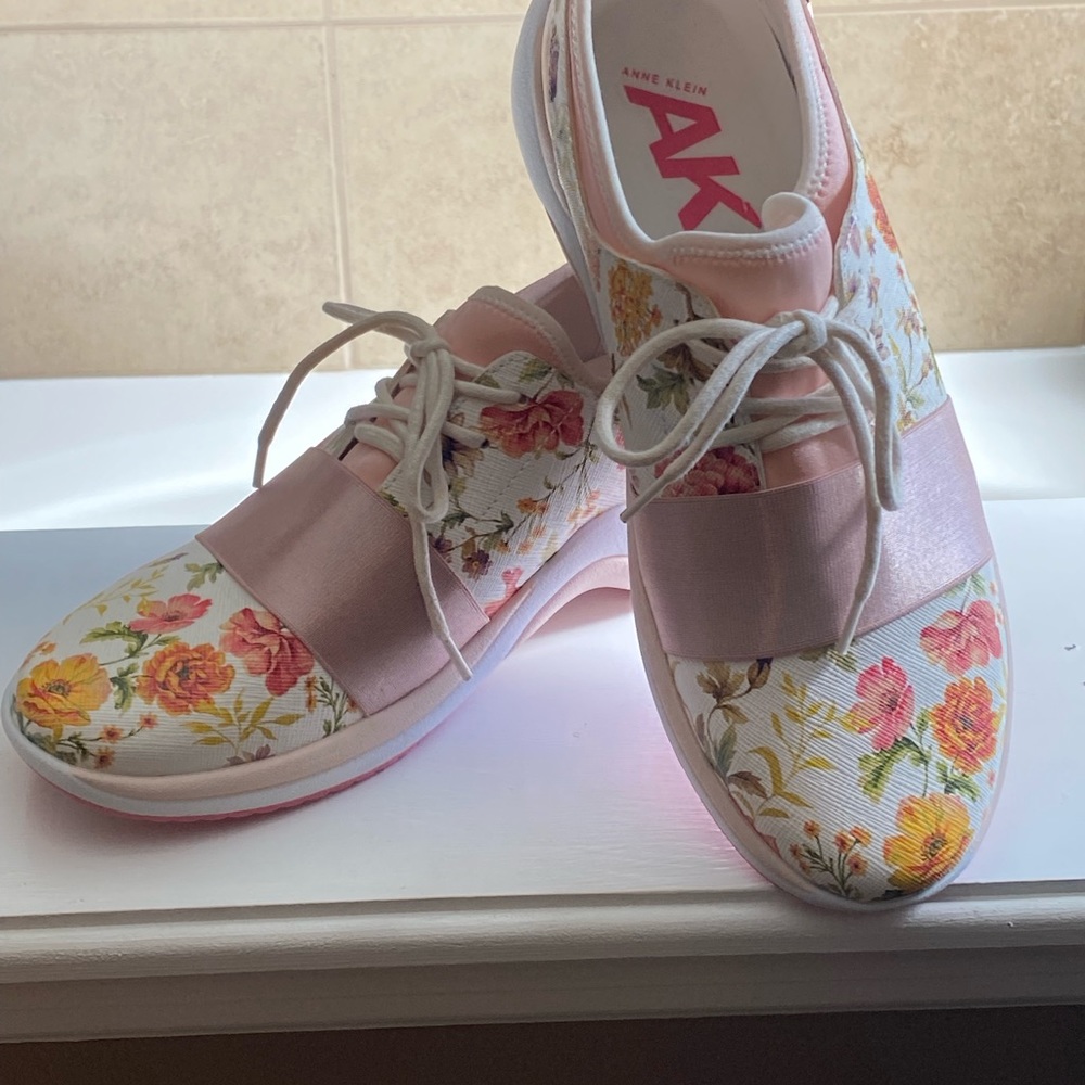 Anne Klein Floral Sneakers- NNT